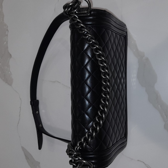 Authentic Chanel Boy Bag Crossbody in Black - Picture 6 of 15